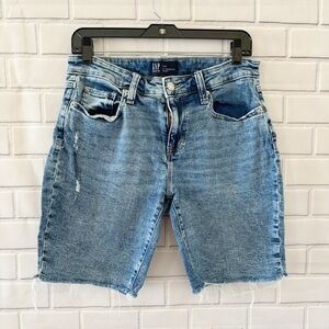 Gap Bermuda Shorts 9” size 6/28